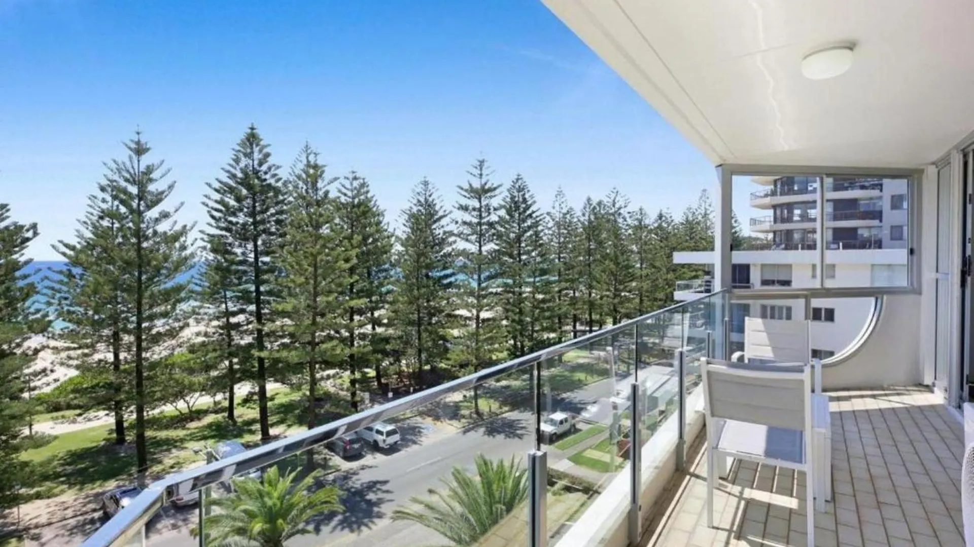 Ocean Front Breeze At Cashelmara Apartment Gold Coast Australia