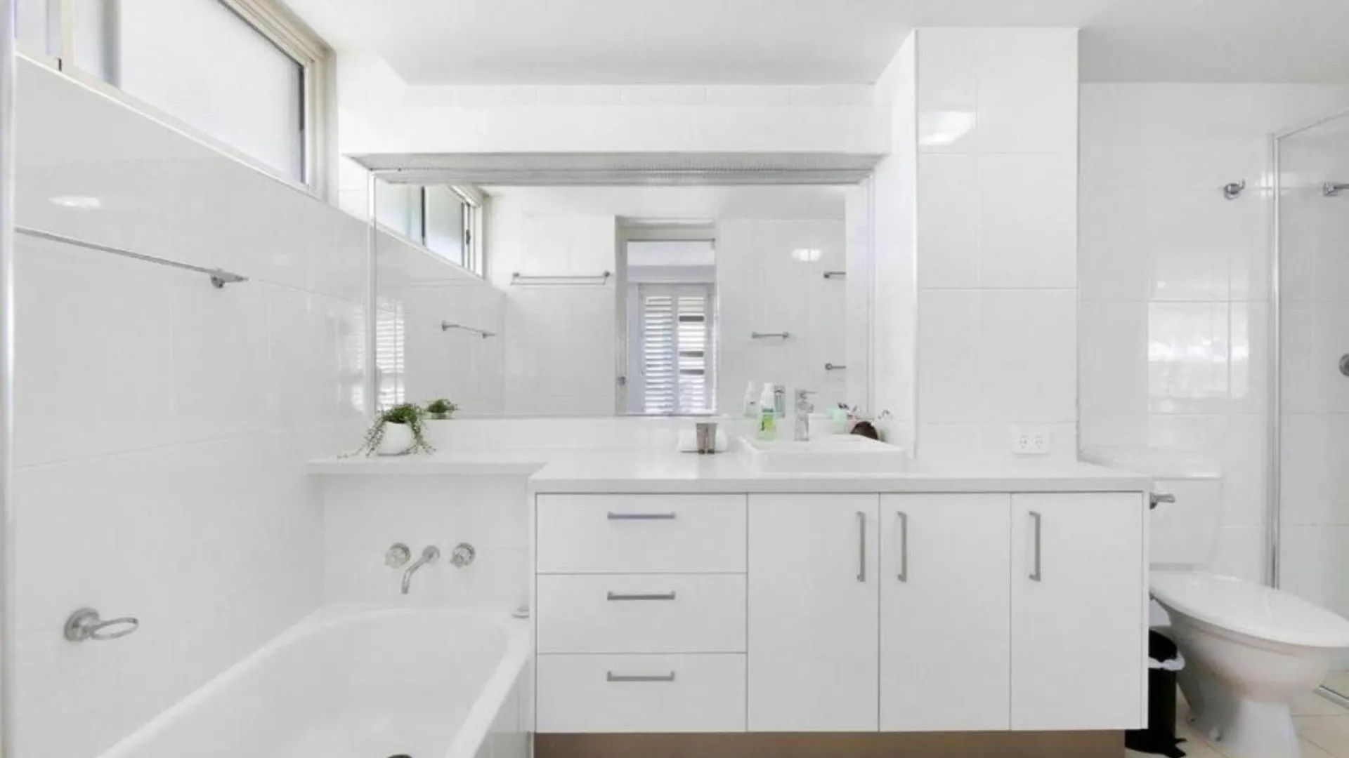Ocean Front Breeze At Cashelmara Apartment Gold Coast